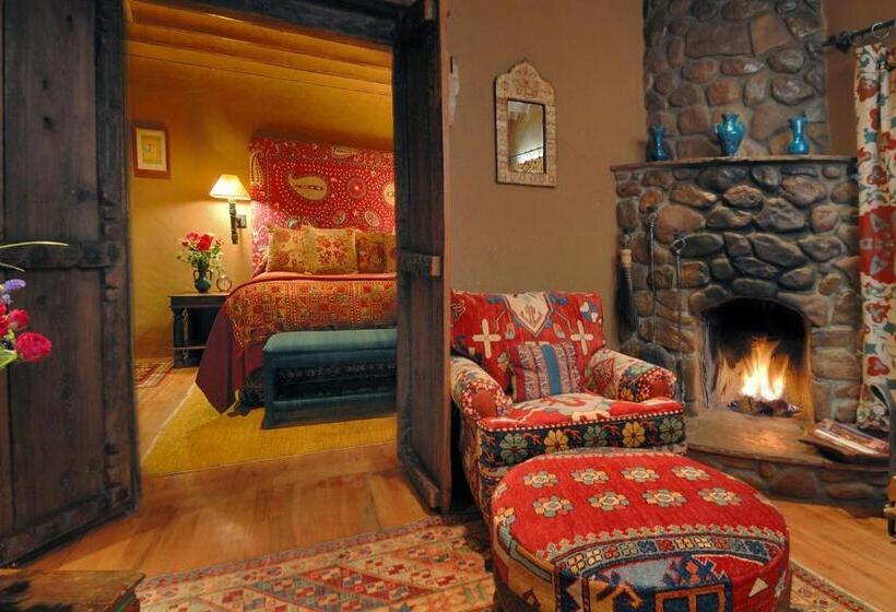 בית מלון כפרי The Inn Of The Five Graces