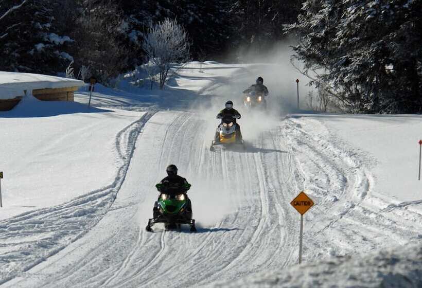 فندق The Lodge At Crooked Lake