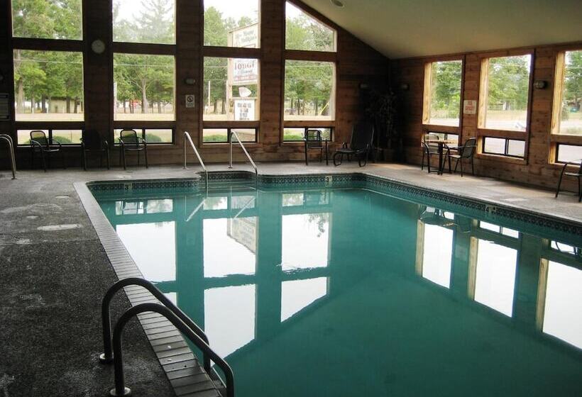 فندق The Lodge At Crooked Lake