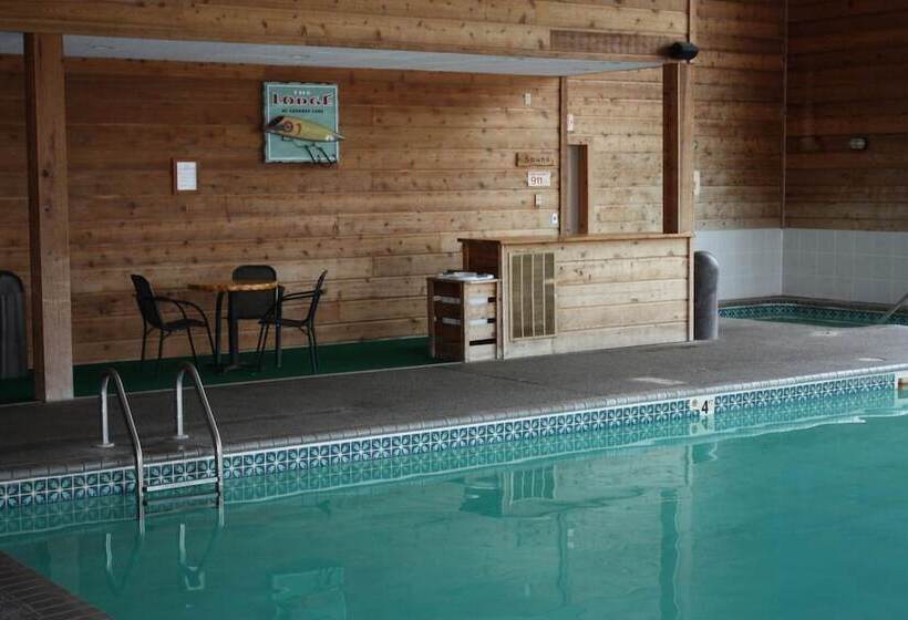 فندق The Lodge At Crooked Lake