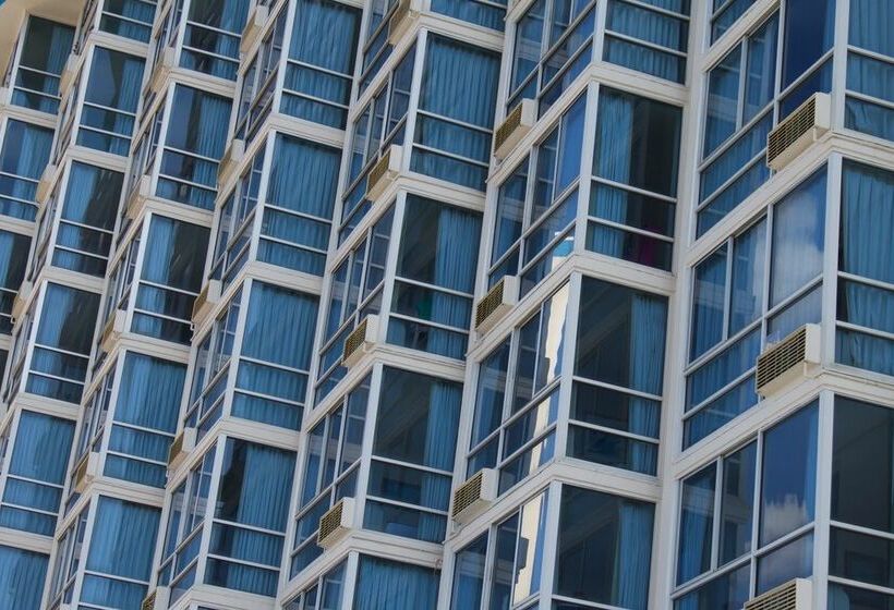 فندق The Suites At Americano Beach