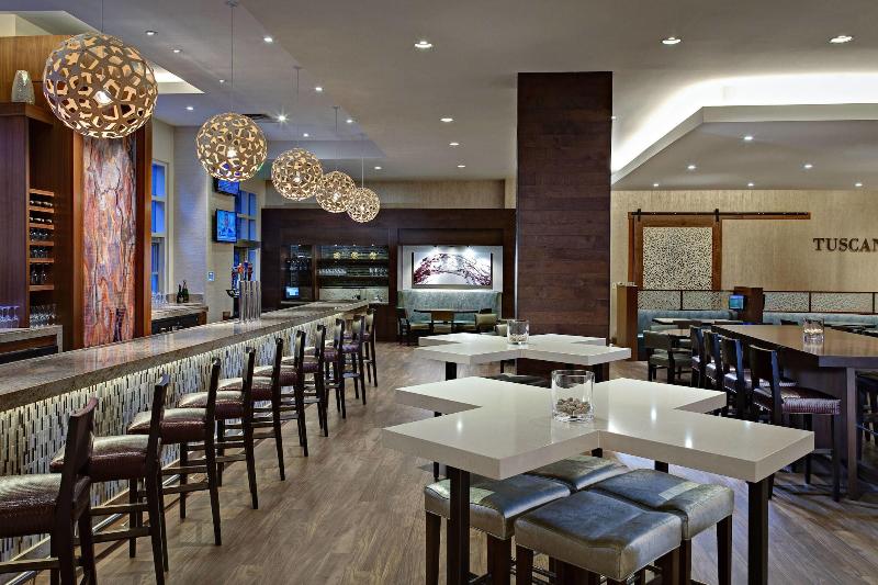 The Woodlands Waterway Marriott Hotel And Convention Center