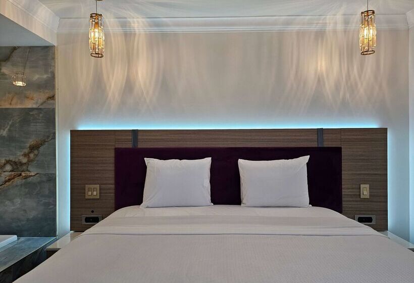 فندق Travelodge Inn & Suites By Wyndham Fullerton