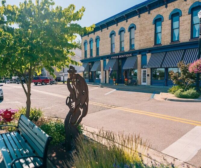 酒店 Weathervane Inn