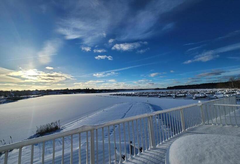 酒店 Weathervane Inn