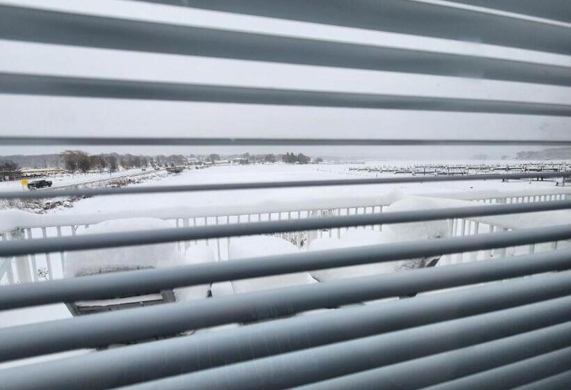 酒店 Weathervane Inn