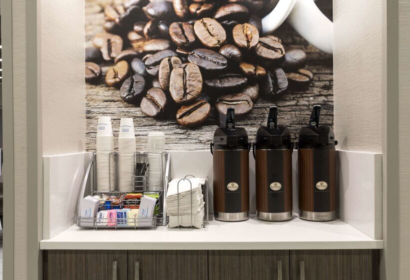 בית מלון כפרי Wingate Augusta Washington Road By Wyndham