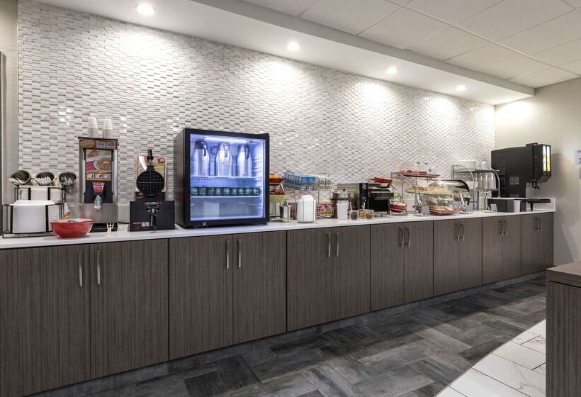 בית מלון כפרי Wingate Augusta Washington Road By Wyndham