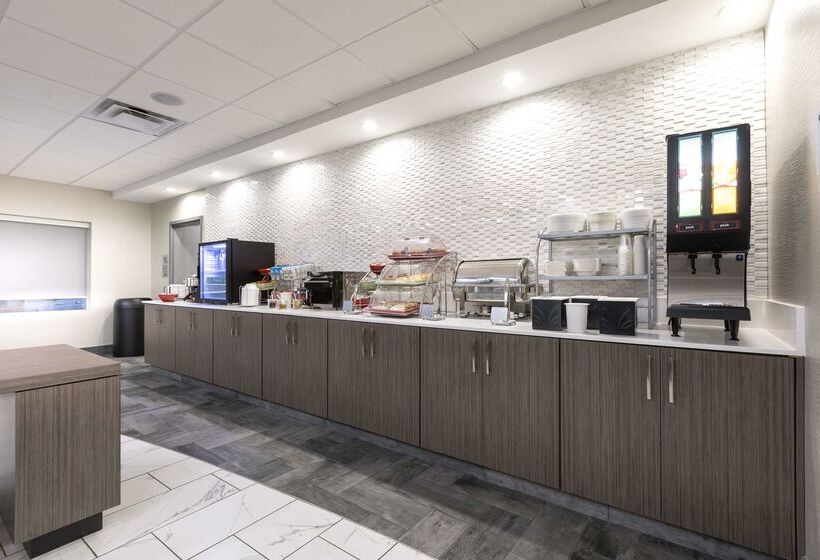 בית מלון כפרי Wingate Augusta Washington Road By Wyndham