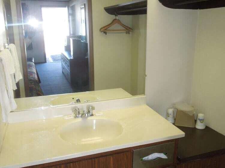 בית מלון כפרי Xenia Country Inn