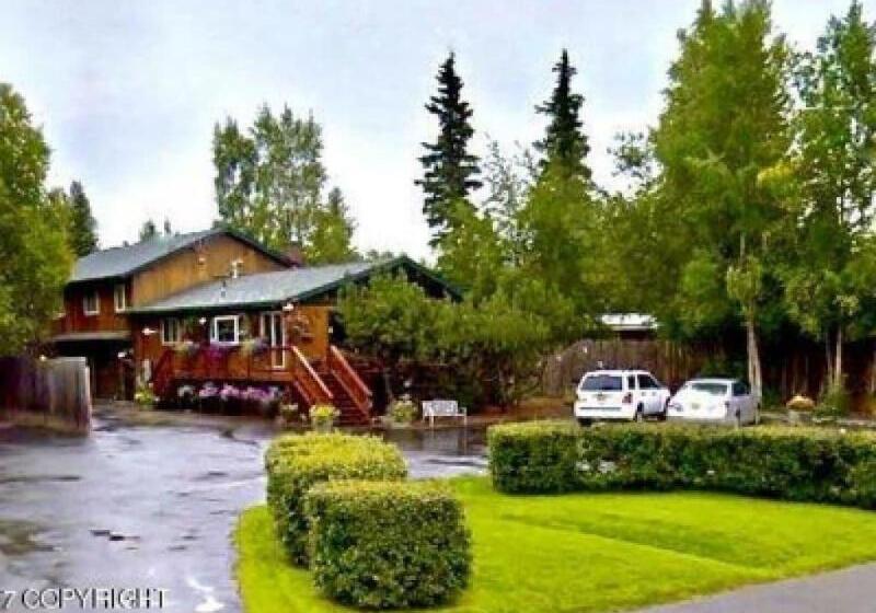 Jewel Lake Bed And Breakfast