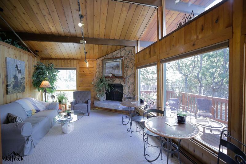 Jewel Lake Bed And Breakfast