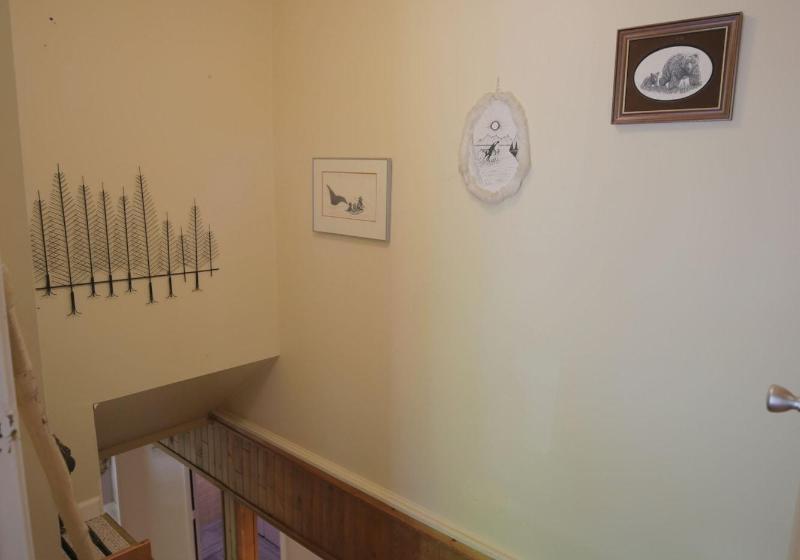 Jewel Lake Bed And Breakfast