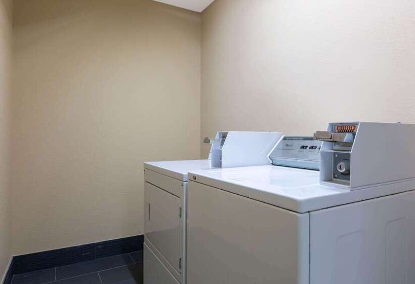 Microtel Inn & Suites By Wyndham Augusta/riverwatch