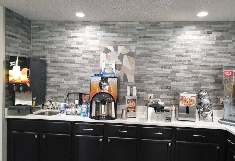 Microtel Inn & Suites By Wyndham Augusta/riverwatch