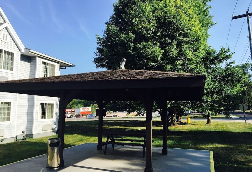 Microtel Inn & Suites By Wyndham Syracuse Baldwinsville