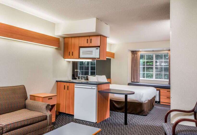 Microtel Inn & Suites By Wyndham Bethel/danbury