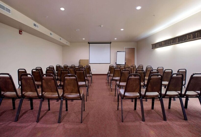 Microtel Inn & Suites By Wyndham Bozeman