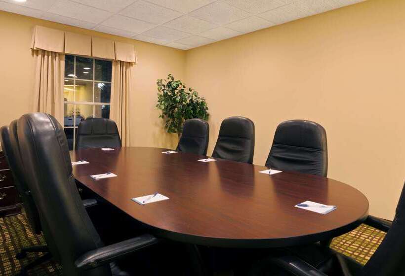 Microtel Inn & Suites By Wyndham Brandon