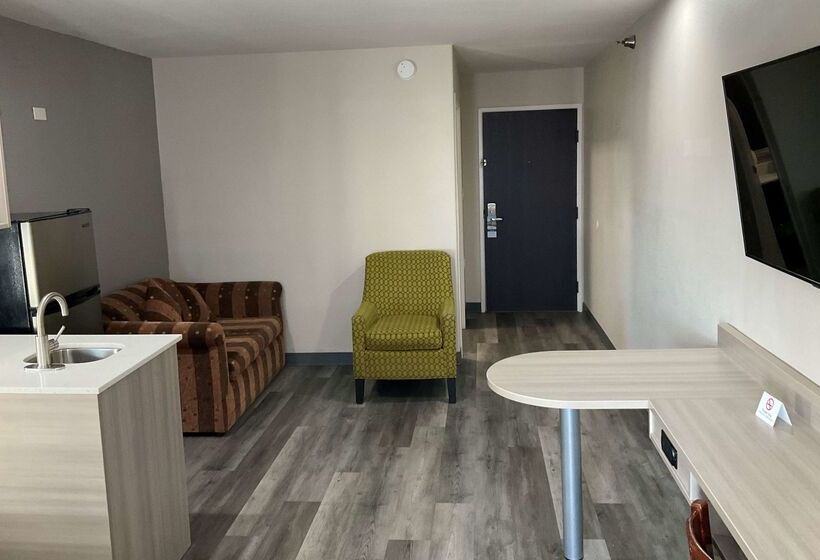 Microtel Inn And Suites Clarksville