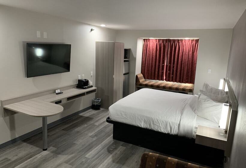 Microtel Inn And Suites Clarksville