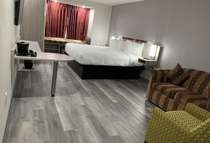 Microtel Inn And Suites Clarksville