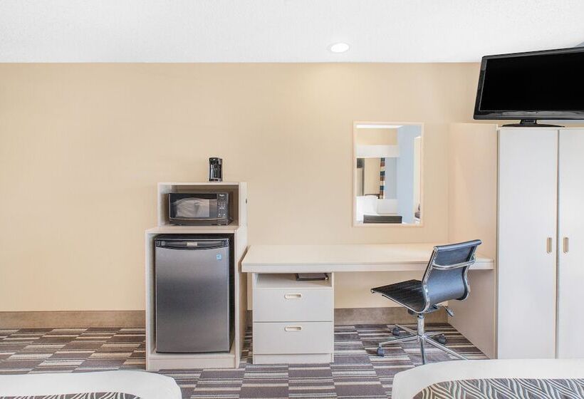 Microtel Inn And Suites Clear Lake