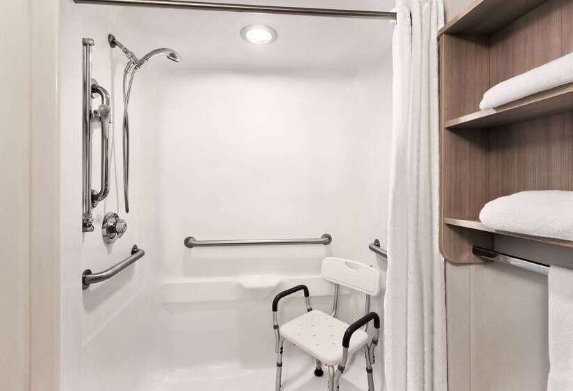 Microtel Inn & Suites By Wyndham Florence/cincinnati Airpo