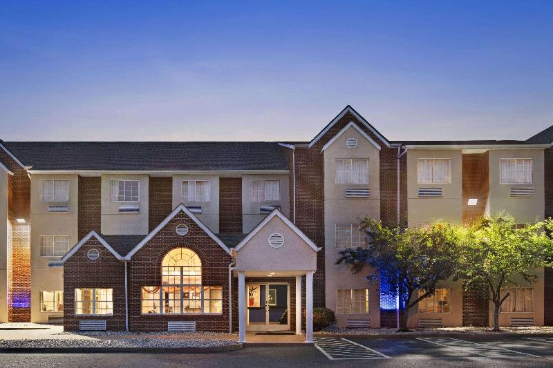 Microtel Inn & Suites By Wyndham Florence/cincinnati Airpo