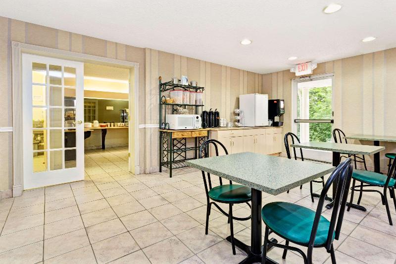 Microtel Inn & Suites By Wyndham Florence/cincinnati Airpo