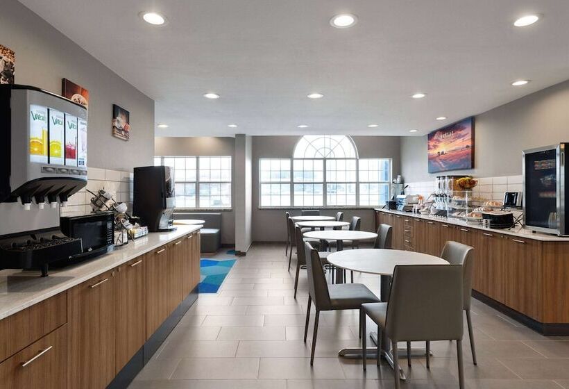 Microtel Inn And Suites Independence