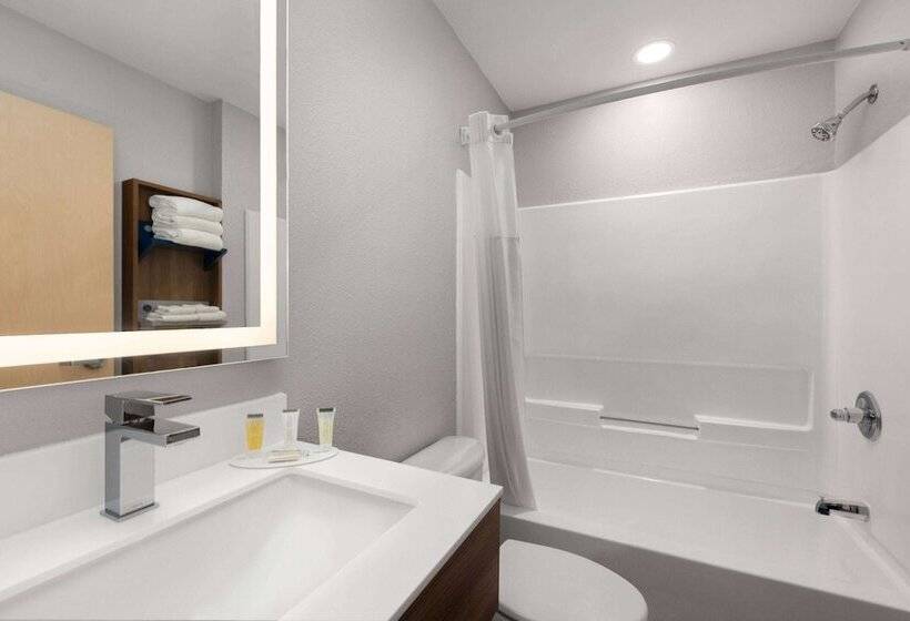 Microtel Inn And Suites Independence