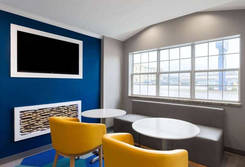 Microtel Inn And Suites Independence