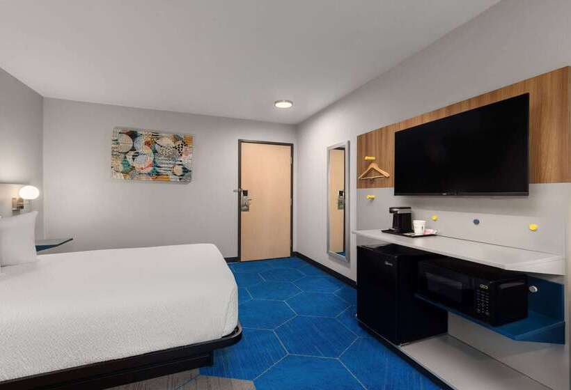 Microtel Inn And Suites Independence