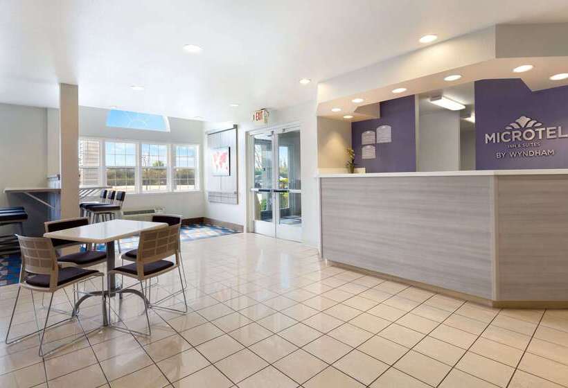 Microtel Inn & Suites Modesto