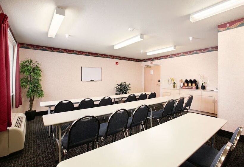 Microtel Inn & Suites Modesto