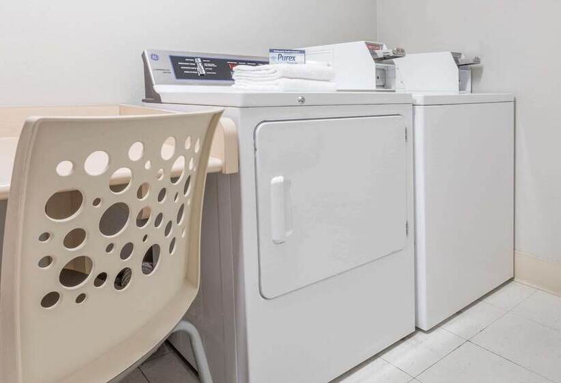 Microtel Inn & Suites Modesto