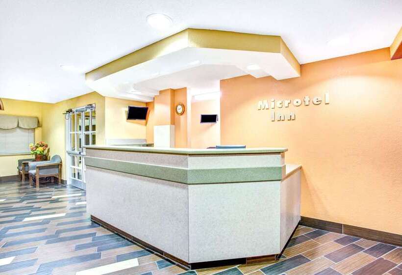 Microtel Inn & Suites Newport News