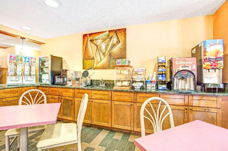 Microtel Inn & Suites Newport News