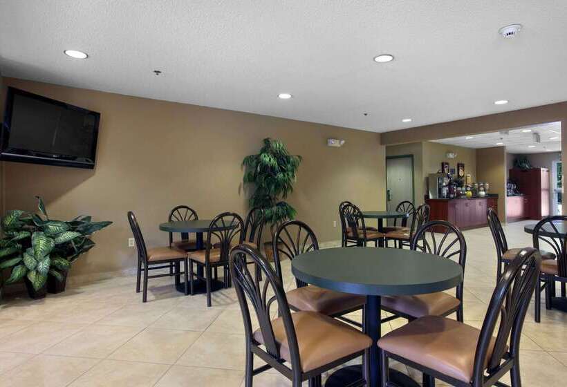 Microtel Inn & Suites By Wyndham Palm Coast I95
