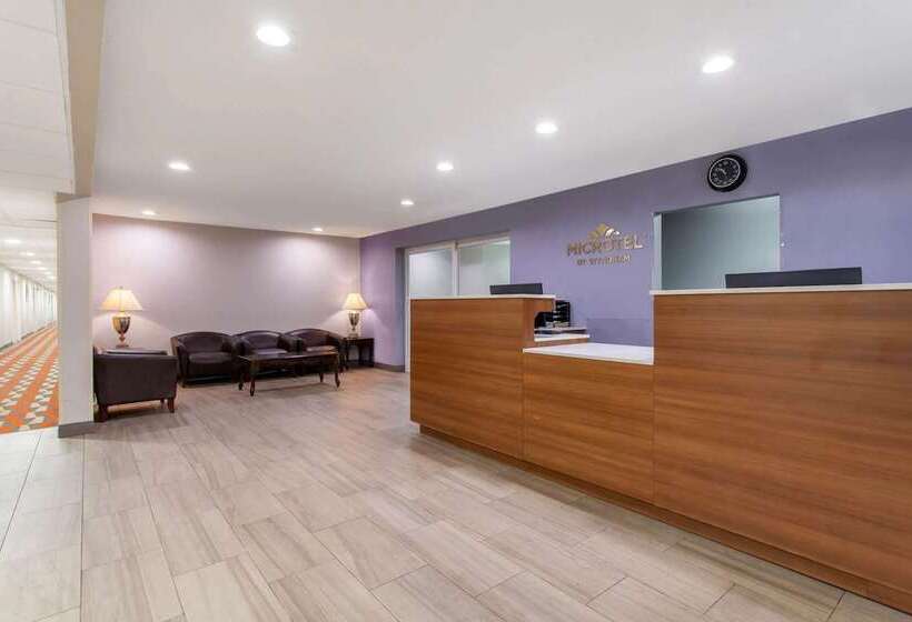 Microtel Inn & Suites By Wyndham Philadelphia Airport