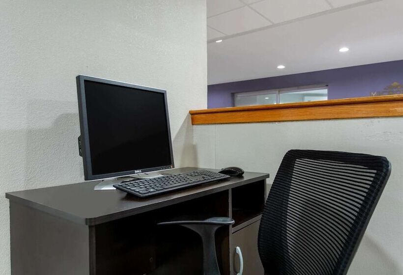 Microtel Inn & Suites By Wyndham Philadelphia Airport