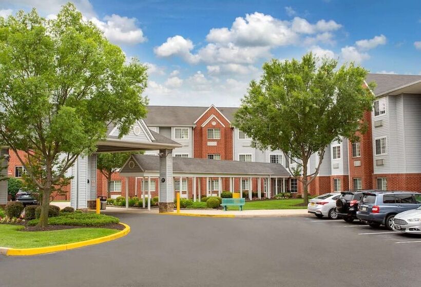 Microtel Inn & Suites By Wyndham Philadelphia Airport