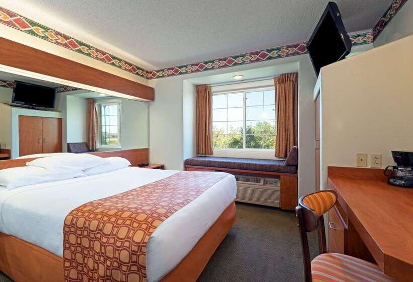 Microtel Inn And Suites Pueblo