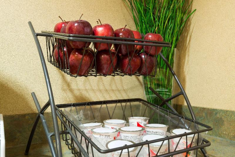 Microtel Inn And Suites Pueblo