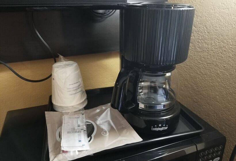 Microtel Inn & Suites By Wyndham Riverside