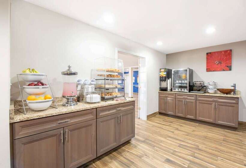 Microtel Inn & Suites By Wyndham Springfield