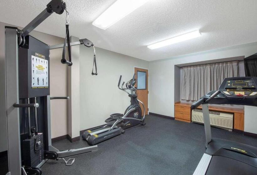 Microtel Inn & Suites By Wyndham Springfield