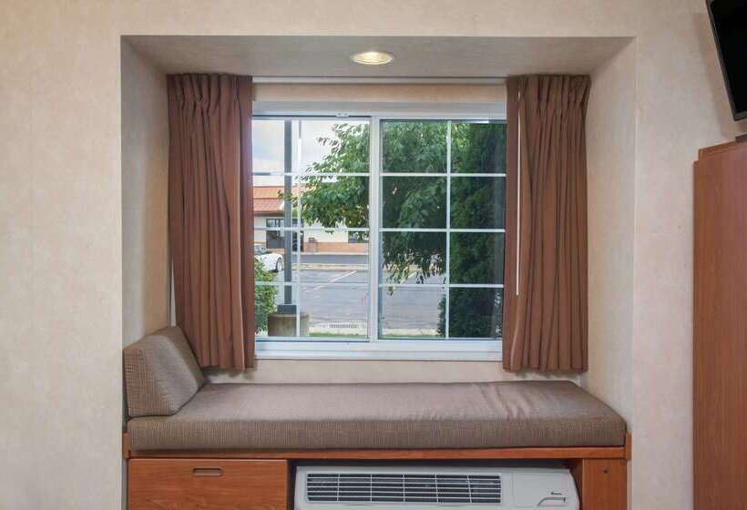 Microtel Inn & Suites Springville