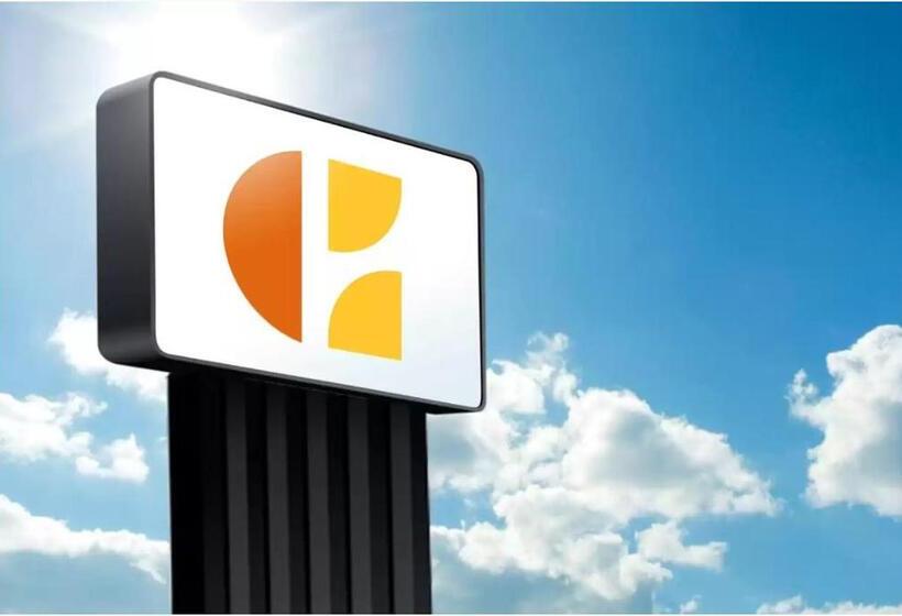 فندق Starkville Inn & Suites